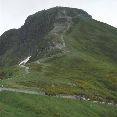 Apartment Petit Plein Pied 2 Pers Avec Terrain Proche Aurillac *